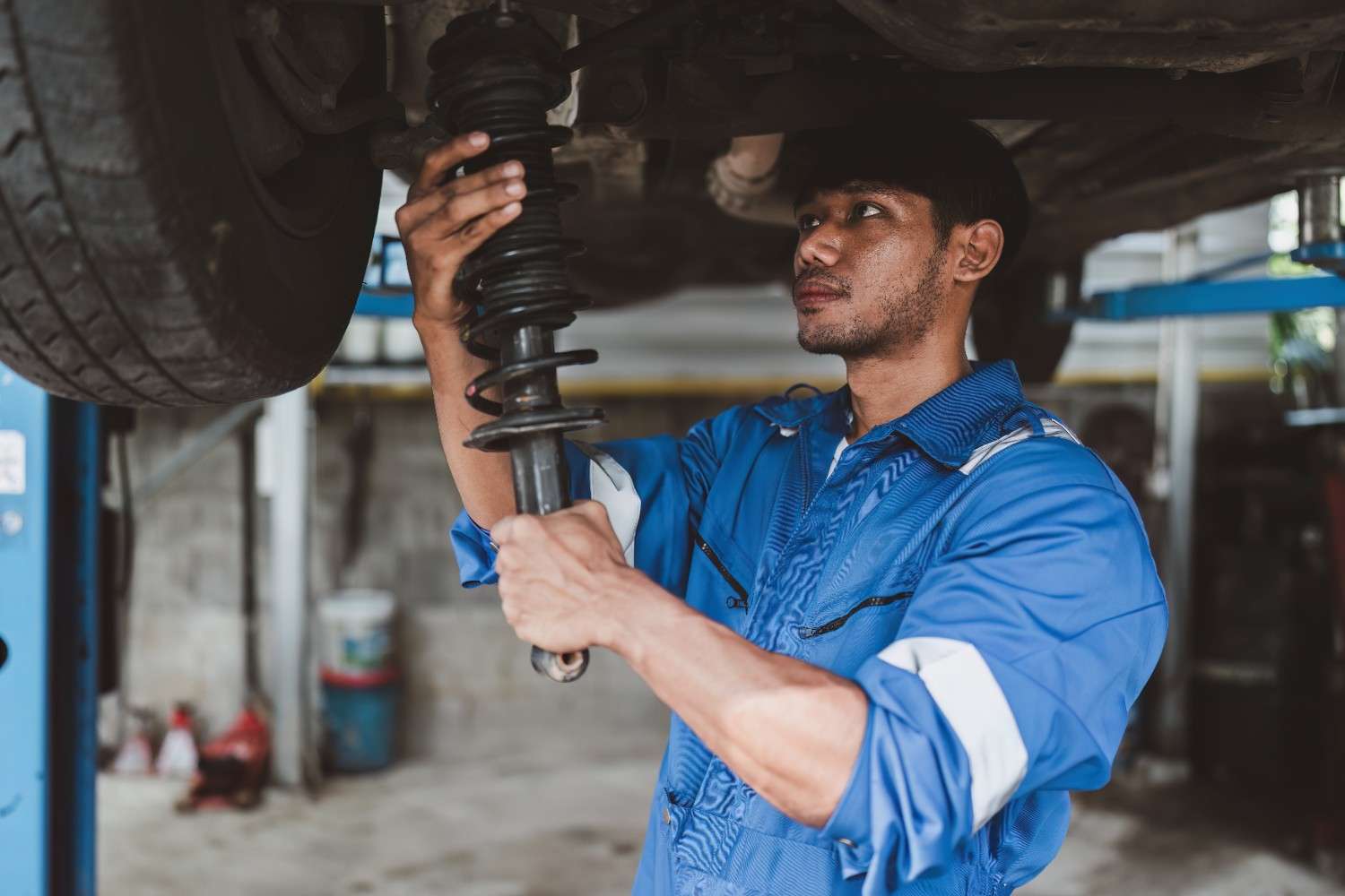 Auto-Suspension-Repair-Dubai (6).jpg