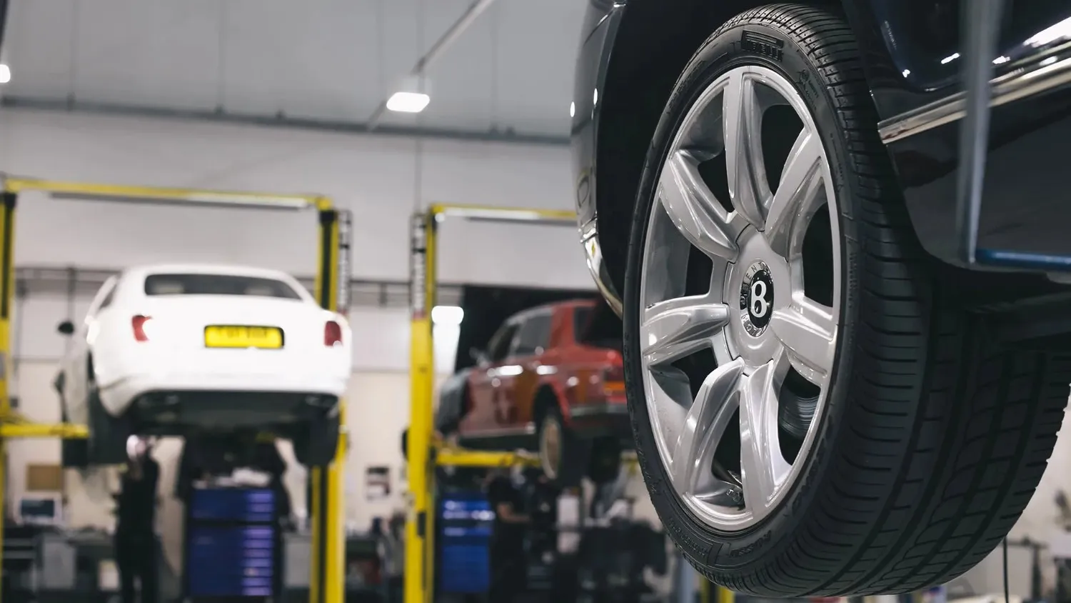 Bentley Car Service in Dubai