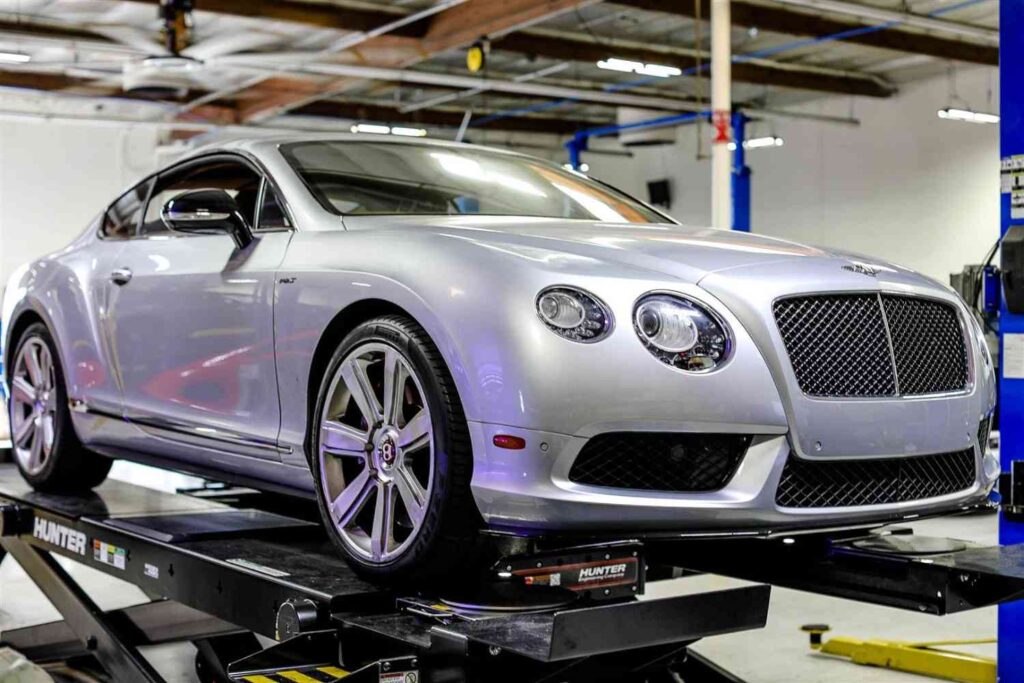 Bentley Car Service in Dubai