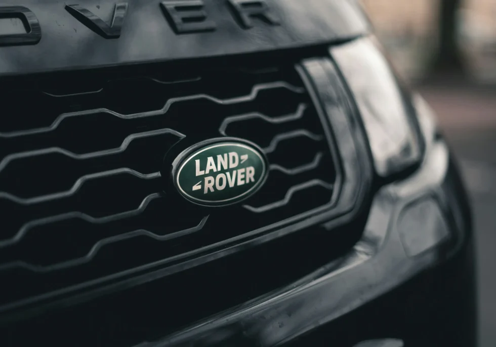 Land Rover Maintenance in Dubai Heat